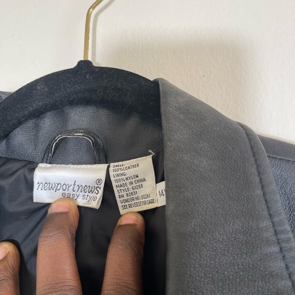 Vintage Newport News Leather Jacket black size 14W - Picture 3 of 8